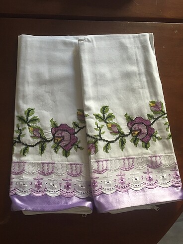 Dantel işlemeli