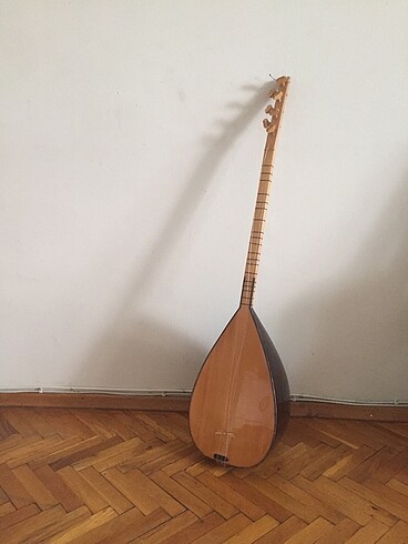 Saz uzun saplı