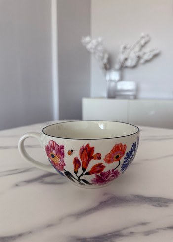 Hm homeÇiçek Desenli Renkli Porselen Fincan