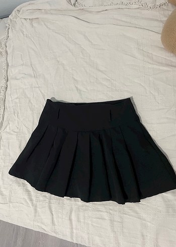 Siyah Pilili şortlu Mini Etek