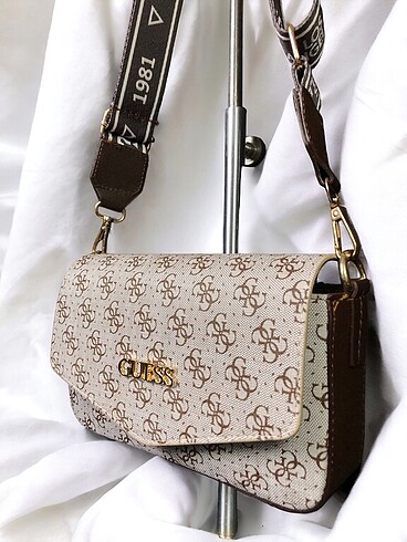 GUESS KAHVE MODEL
