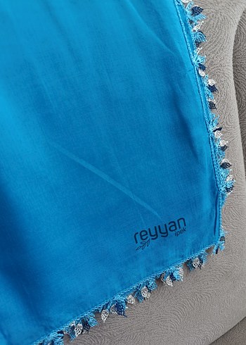 Pierre Cardin Mavi iğne oyası yazma