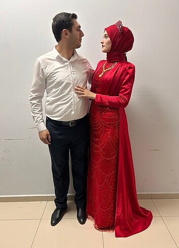 40 Beden kırmızı Renk Tesettür kına elbisesi