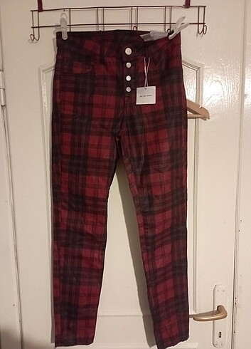 Zara Zara bordo ekoseli bayan pantolon (36)
