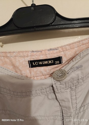 LCW Gri Keten Kemerli Şort(38) - Görsel 4