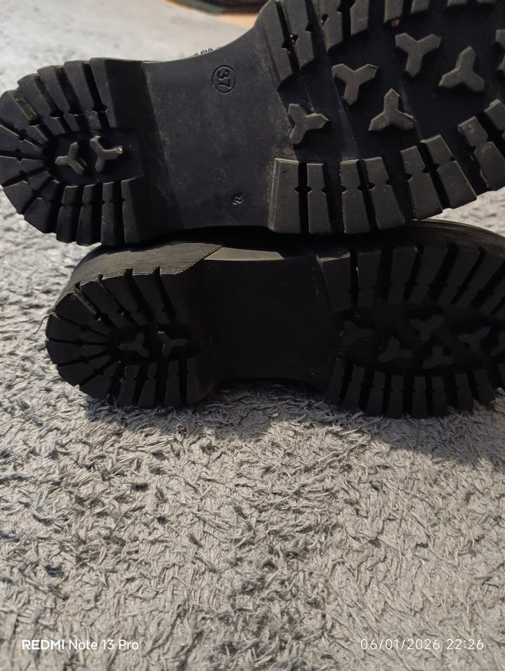 Siyah Kalın Topuklu Kadın Bot - Görsel 5