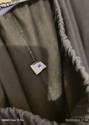 Mavi Koyu Renkli Piliseli kadın Eşofman - Görsel 3