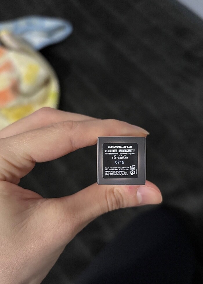 Huda Beauty Kapatıcı - Görsel 2