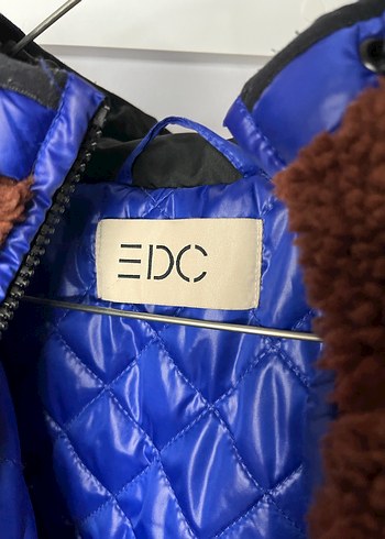 Kahverengi Kapüşonlu Kısa Peluş Ceket - Görsel 3