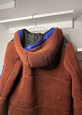 Kahverengi Kapüşonlu Kısa Peluş Ceket - Görsel 5