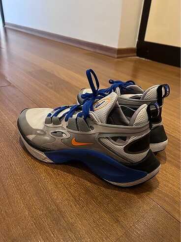 Nike spor ayakkabı