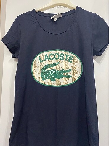 Lacoste tişört