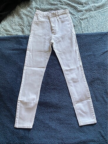 zara beyaz jean