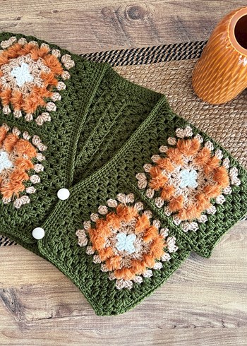 Nakışlı Örgü kadın yelek 36-38 beden uyumlu - Görsel 2