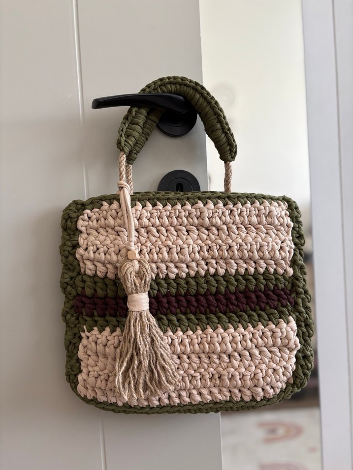 Püsküllü Bohem Kadın Örgü Çanta - Görsel 4