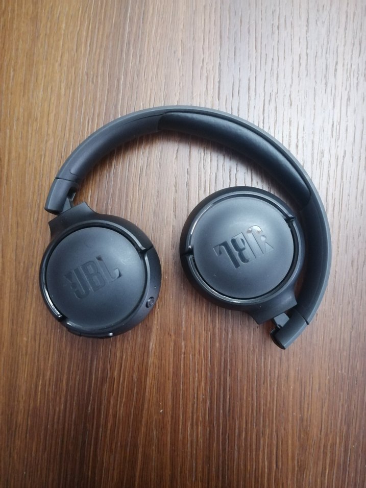 JBL 
 Kulak Üstü Bluetooth 
Kulaklık - Görsel 4