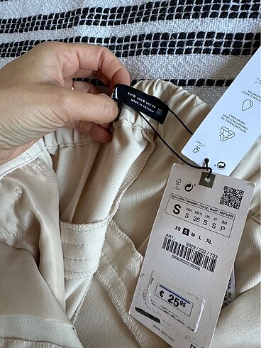 36 Beden ZARA ETİKETLİ PANTOLON