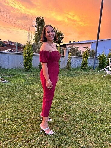 40 Beden Kırmızı elbise
