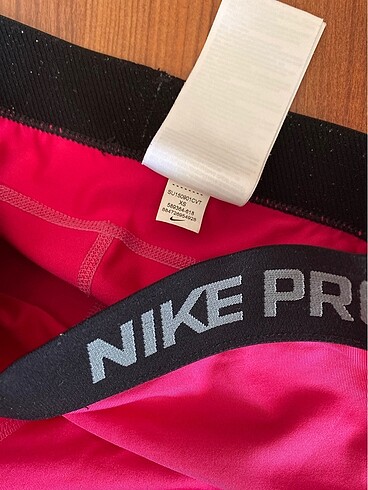 xs Beden Nike Pro tayt kısa