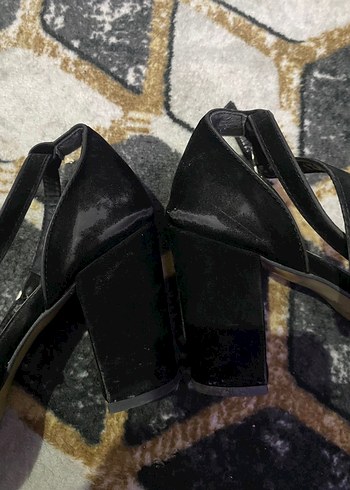 38 Beden siyah Renk Siyah Yılan Desenli Gotik Topuklu Kadın Ayakkabı