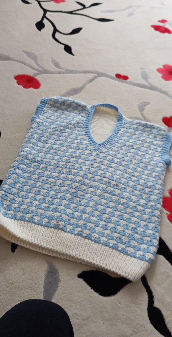 Mavi V Yaka Erkek Çocuk Triko Süveter - Görsel 2