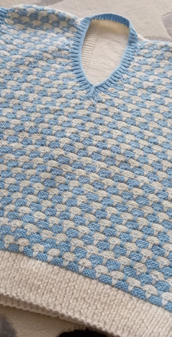 Mavi V Yaka Erkek Çocuk Triko Süveter - Görsel 3