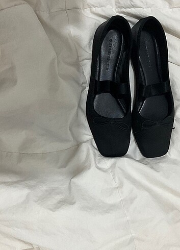 38 Beden siyah Renk stradivarius saten babet