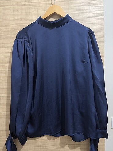 trendyolmilla saten bluz - Görsel 3