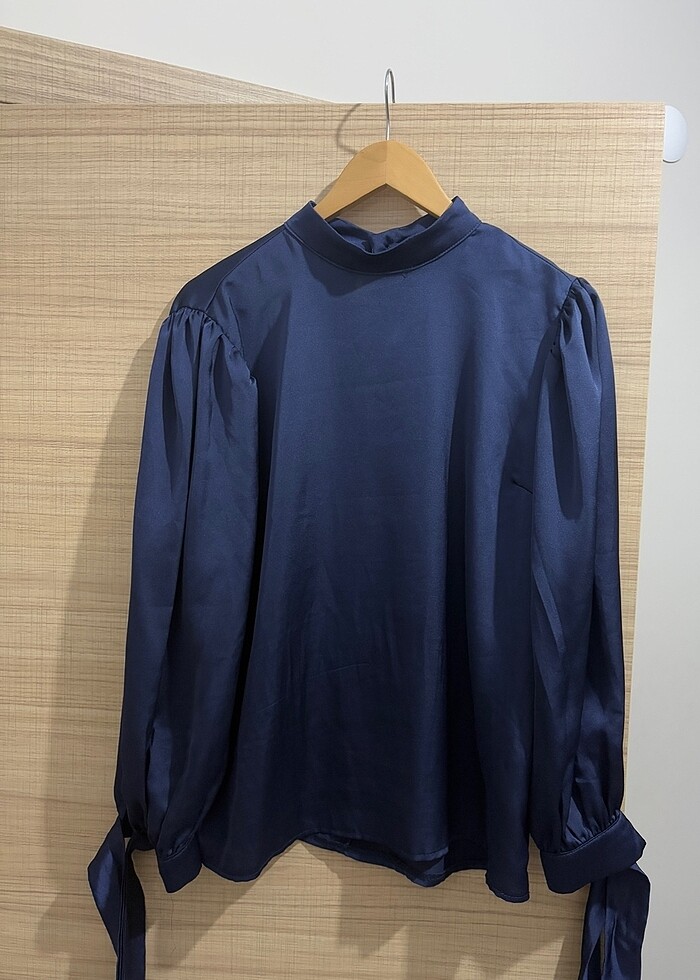 trendyolmilla saten bluz - Görsel 2