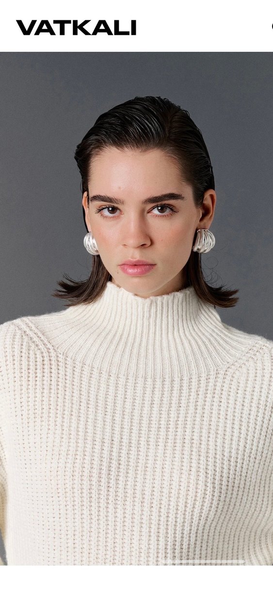 Beyaz Balıkçı Yaka Oversize Kazak - Görsel 3