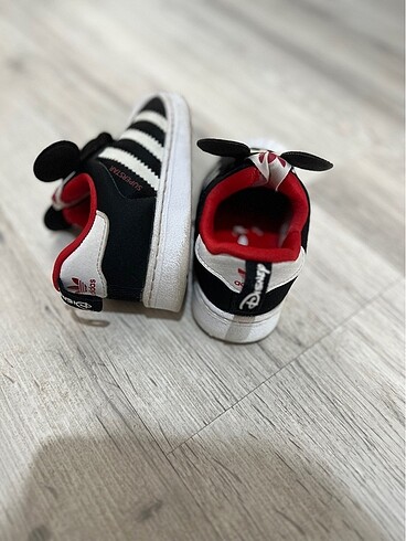 23 Beden Adidas superstar