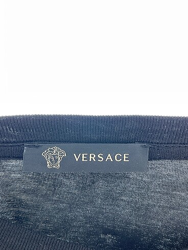 s Beden siyah Renk Versace T-shirt %70 İndirimli.