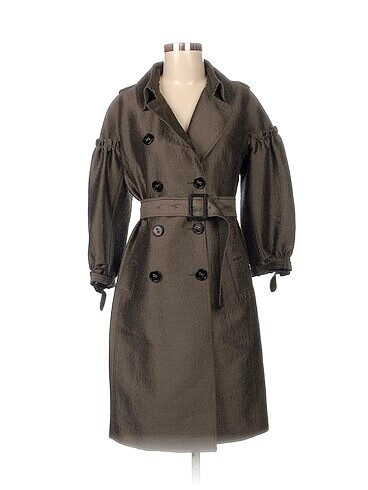 Burberry Kaban %70 İndirimli.