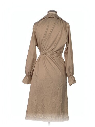 42 Beden Diğer Trenchcoat %70 İndirimli.