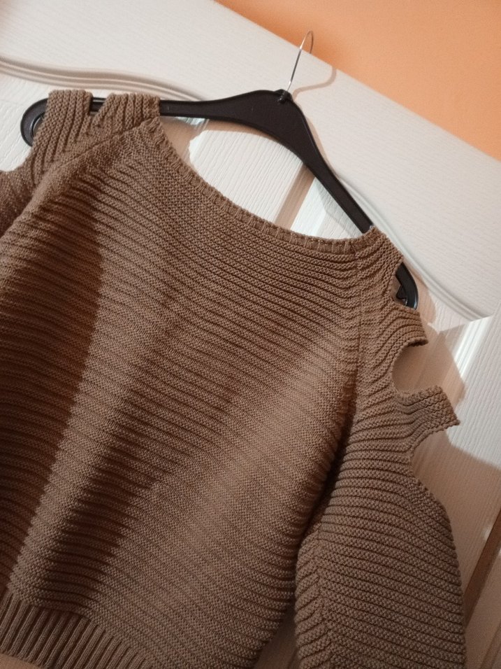 Sütlü kahverengi Triko Kadın Omuz Detaylı Kazak - Görsel 3