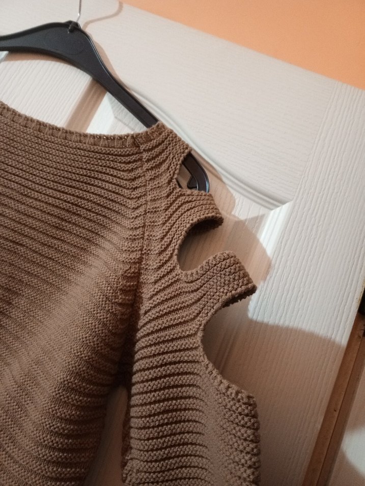 Sütlü kahverengi Triko Kadın Omuz Detaylı Kazak - Görsel 2