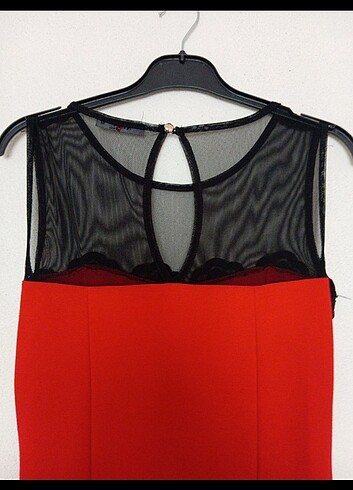 Kırmızı mükemmel bir elbise - Görsel 7