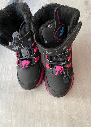 26 Beden Kız Çocuk Pembe Punk Tarzı Bot