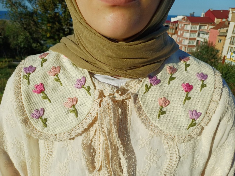 Renkli lale yakamız - Görsel 5