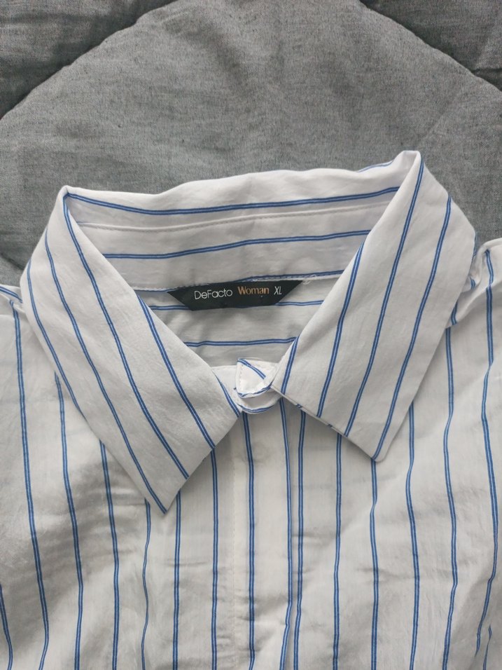 Kadın Beyaz Çizgili Keten Gömlek - Görsel 2