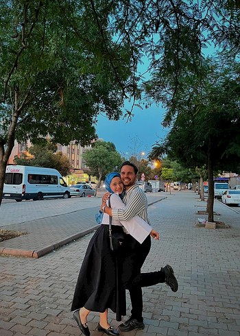 Zara Siyah Pamuklu Kloş Etek