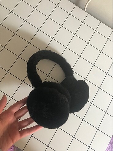 peluş kulaklık