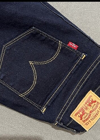 xs Beden Levi's skiny 