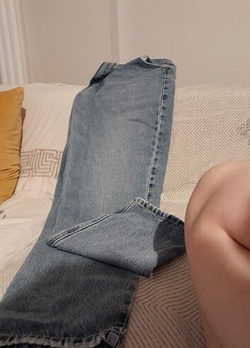 Pul bear jean mom jean sıkı esnemeyen bir jean 46 beden 