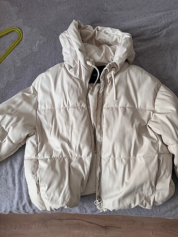 Bershka şişme mont