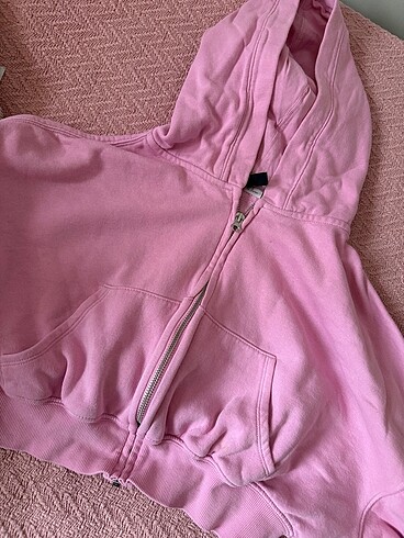 H&M pembe crop fermuarlı üst