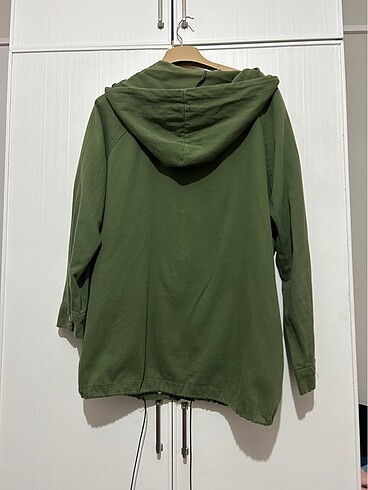 yeşil yagmurluk - Görsel 5