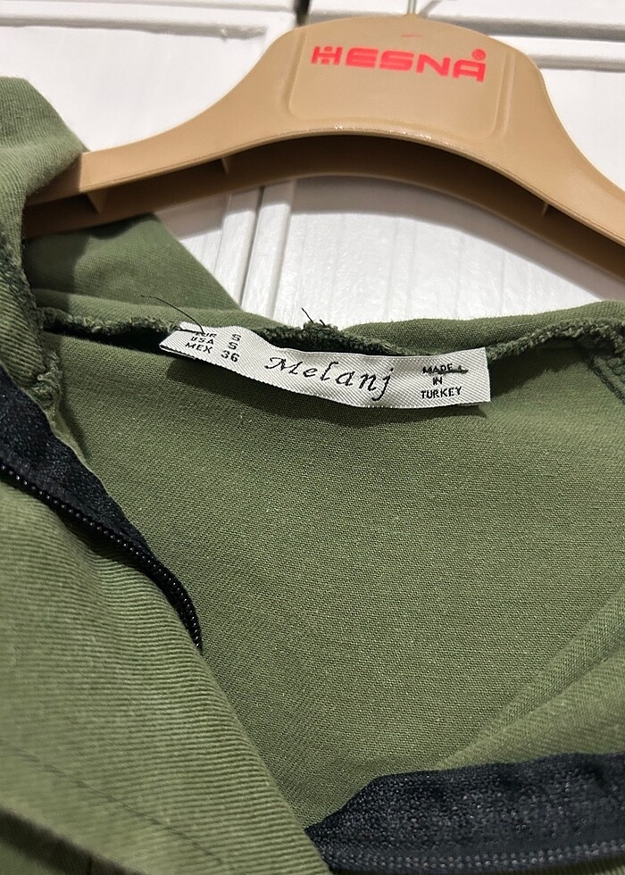 yeşil yagmurluk - Görsel 3