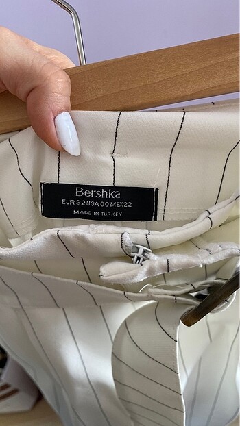 32 Beden Beyaz bershka kumas havuz pantolon