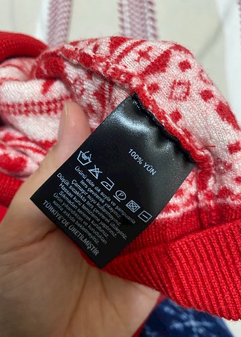 Yılbaşı Temalı Kırmızı Desenli V Yaka Örgü Kadın Kazak - Görsel 5